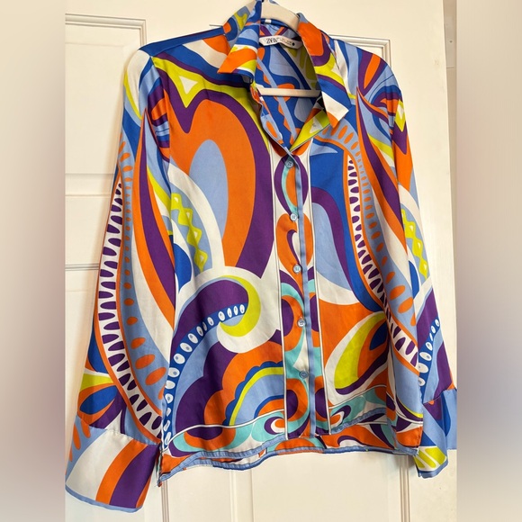 Zara blouse 🧡 - Picture 2 of 3